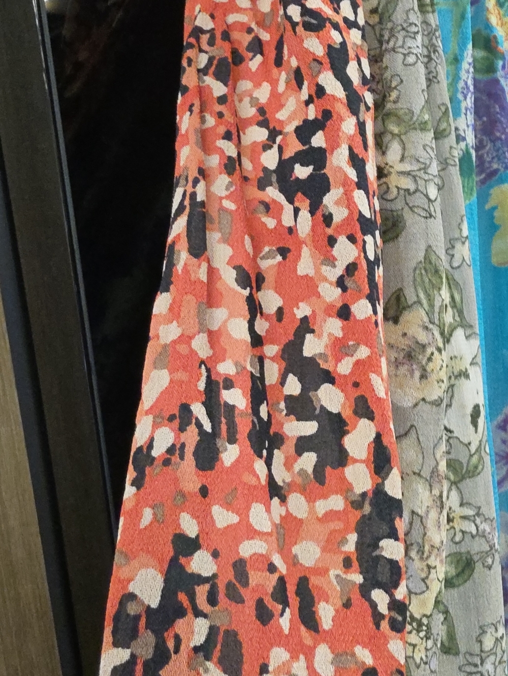 BLOOMERS, BY" YOUNG THREADS" - Picture 12 of 16